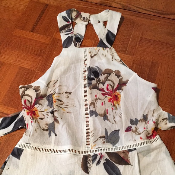 Halter style maxi dress, floral wrap - Picture 3 of 12